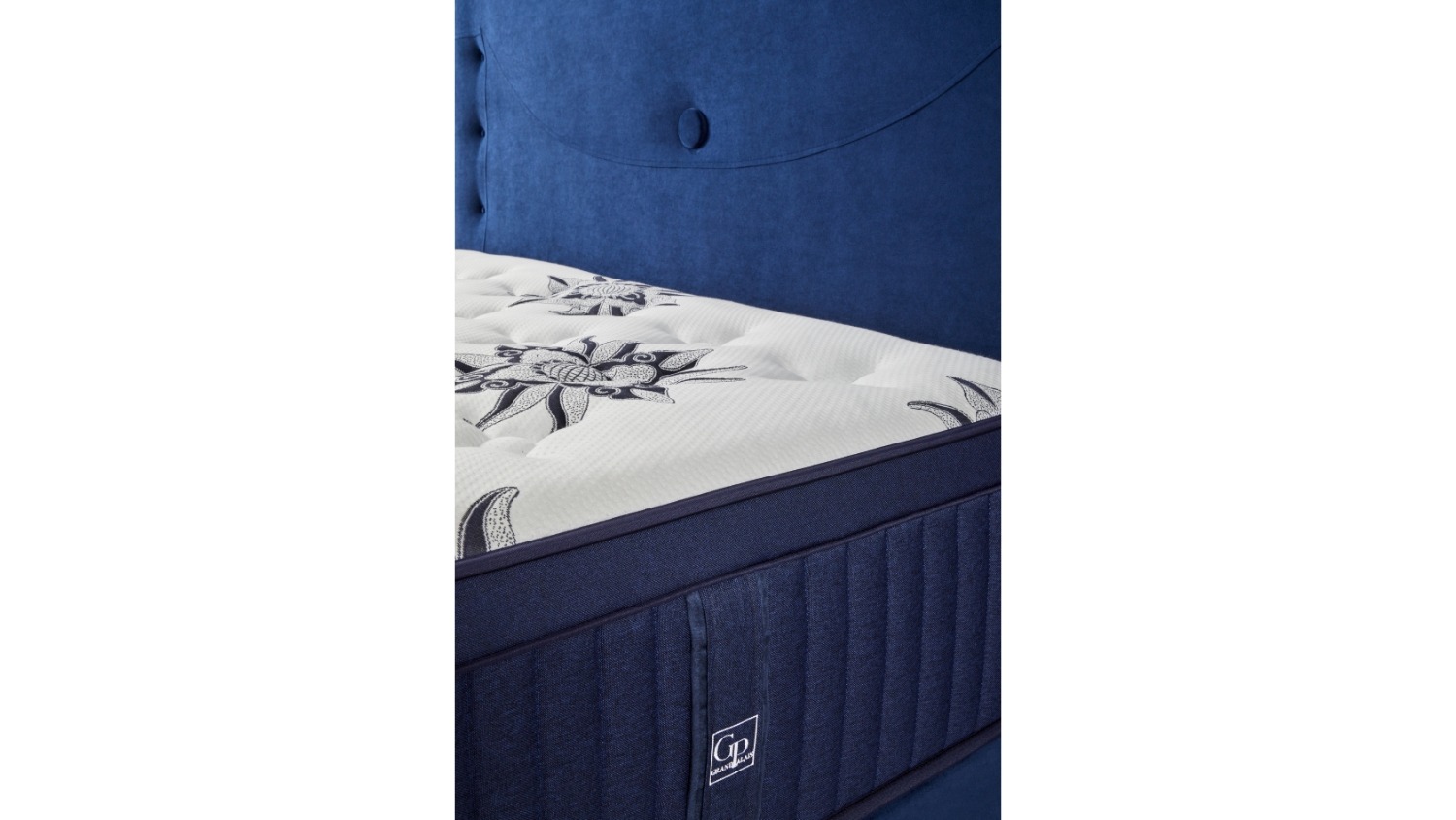 Slider Matelas André Renault Grand Palais Montmartre (image 4)